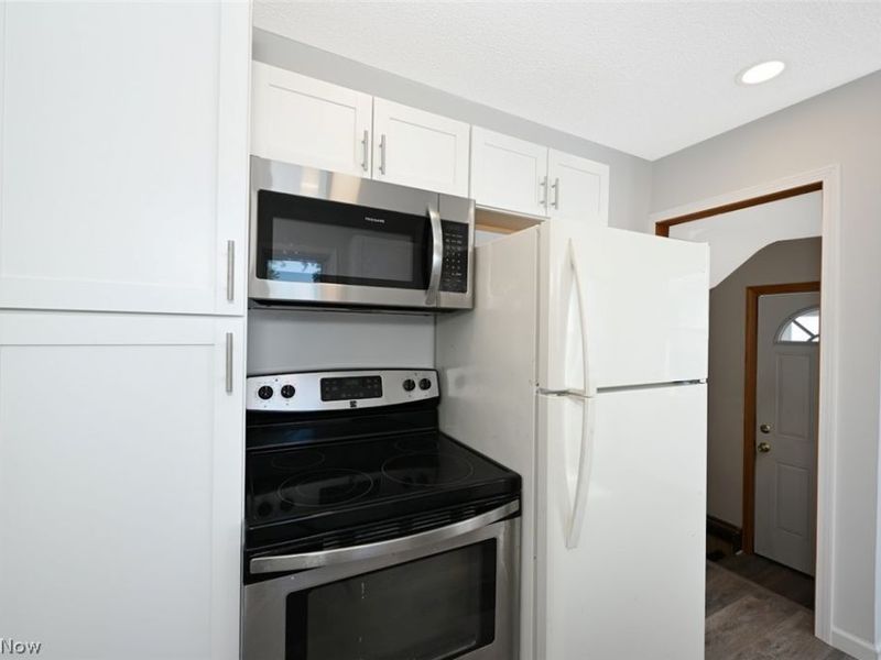 2564 8th Street, Cuyahoga Falls, OH 44221 Photo 13