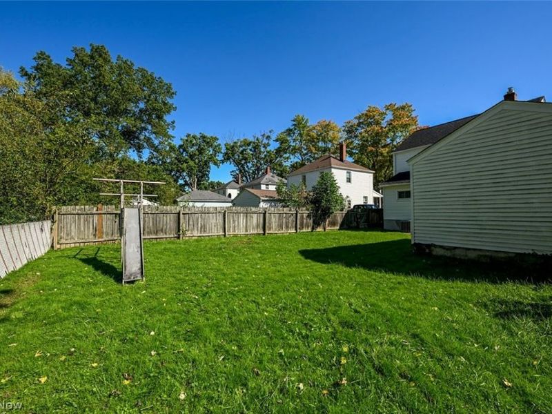2564 8th Street, Cuyahoga Falls, OH 44221 Photo 25