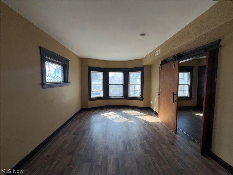 3802 Poe Avenue, Cleveland, OH 44109 Photo 11