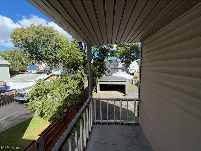 3802 Poe Avenue, Cleveland, OH 44109 Photo 23
