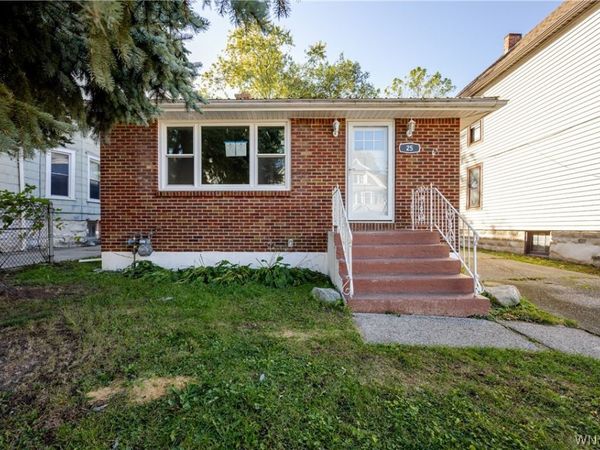 25 Parkview Avenue , Lackawanna, NY 14218
