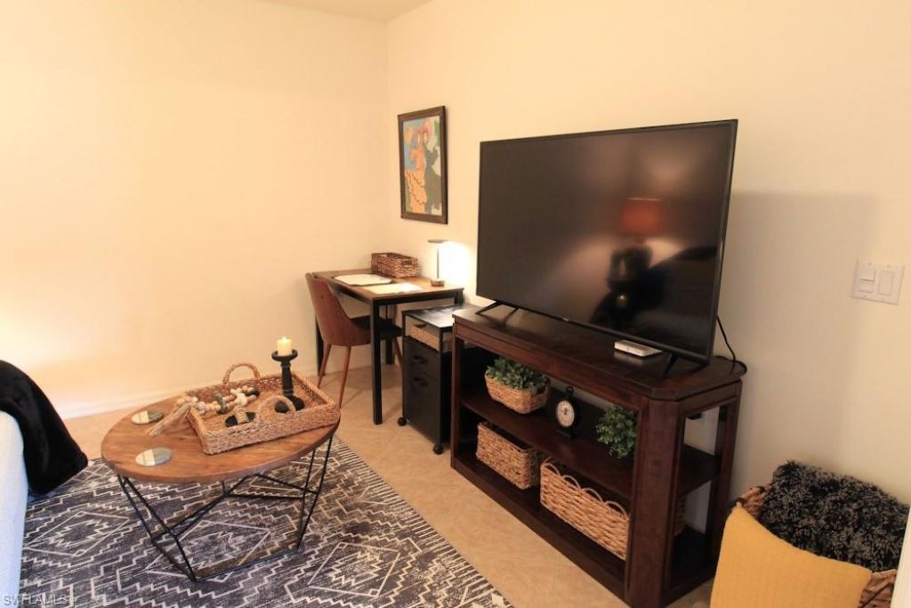 16655 Lake Circle Dr, Unit 850, Fort Myers, FL 33908 Photo