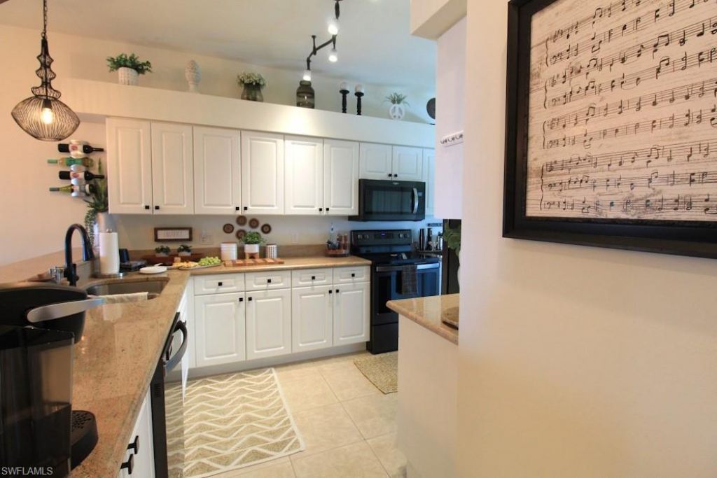 16655 Lake Circle Dr, Unit 850, Fort Myers, FL 33908 Photo