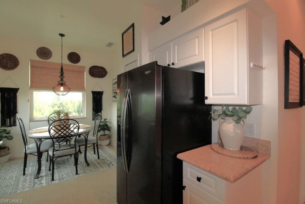 16655 Lake Circle Dr, Unit 850, Fort Myers, FL 33908 Photo