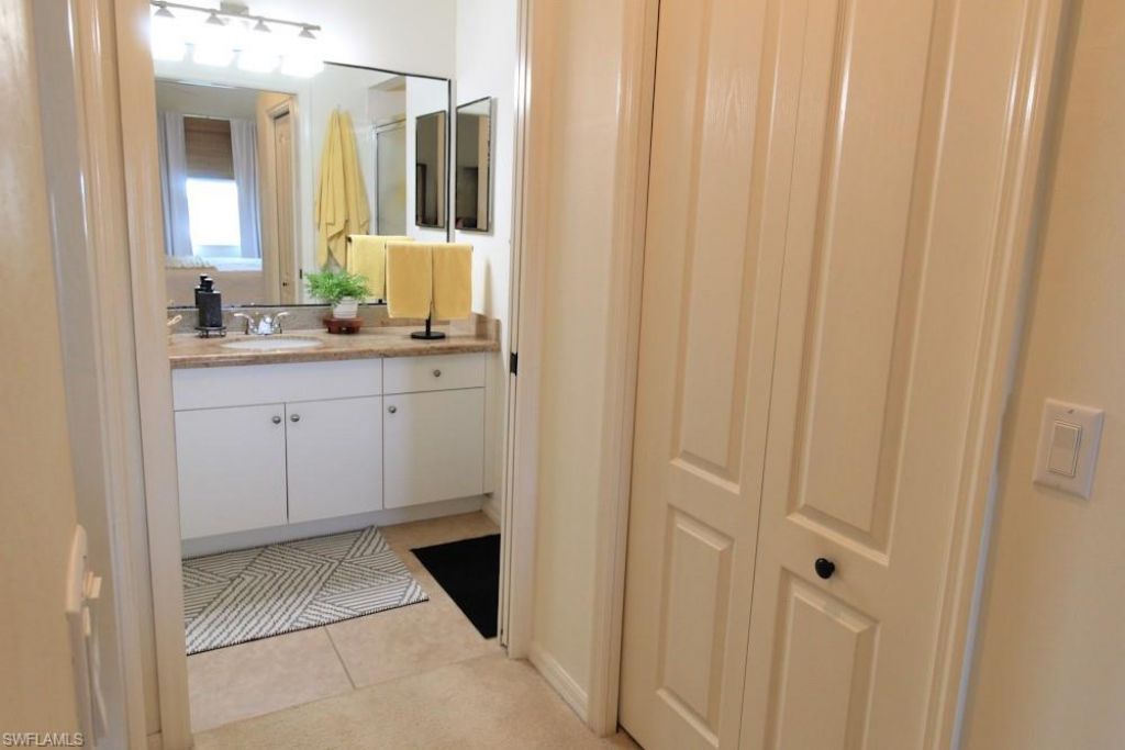 16655 Lake Circle Dr, Unit 850, Fort Myers, FL 33908 Photo
