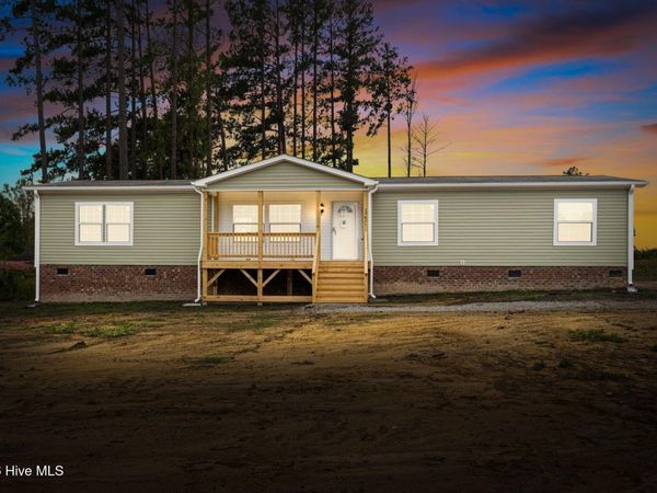 2917 Lonesome Pine Road , Whitakers, NC 27891