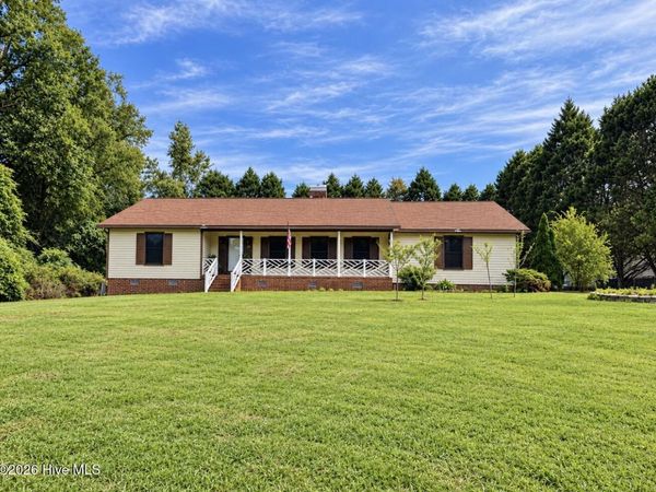 903 Tucker Road, Grimesland, NC 27837