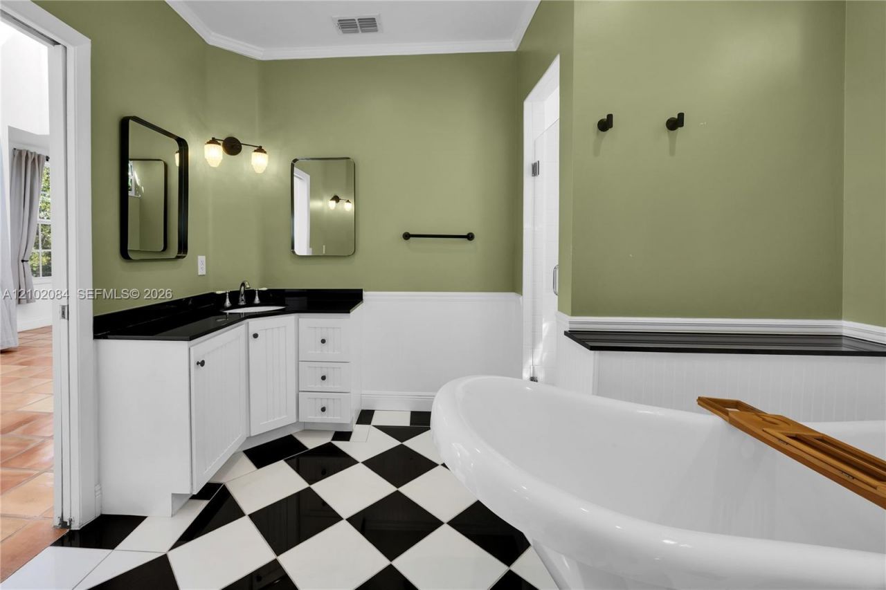 5801 SW 74th Ter , Unit 2, South Miami, FL 33143 Photo
