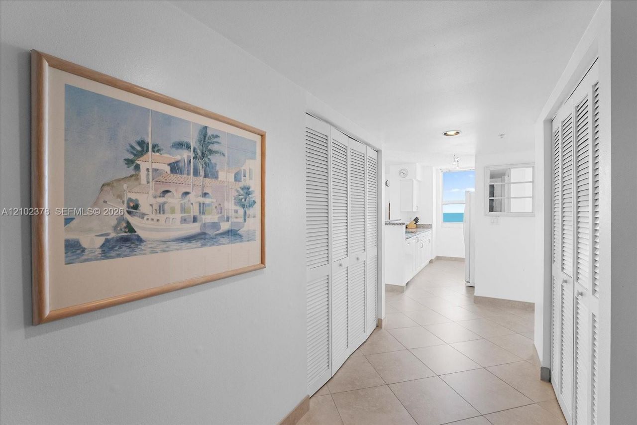 90 Alton Rd , Unit 2911, Miami Beach, FL 33139 Photo