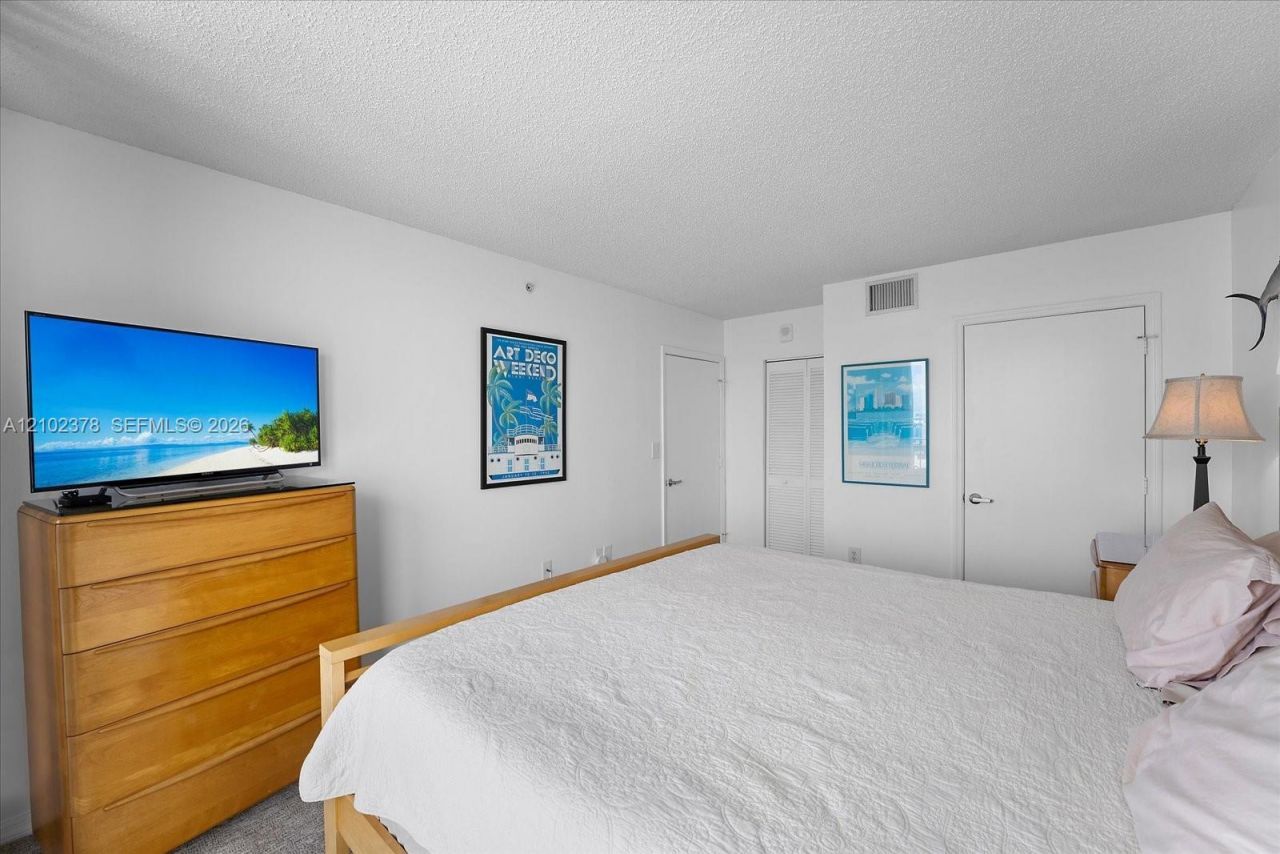 90 Alton Rd , Unit 2911, Miami Beach, FL 33139 Photo