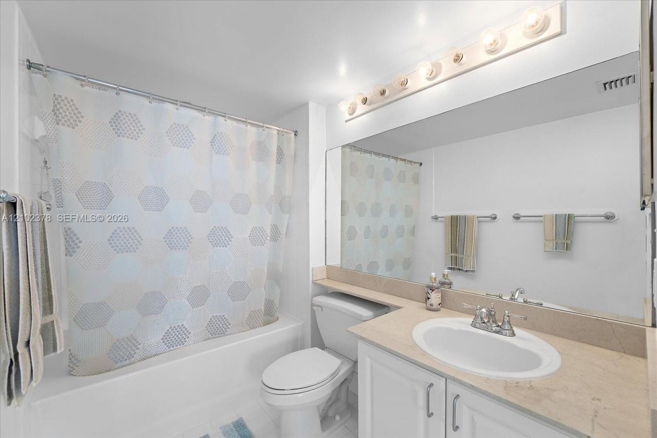 90 Alton Rd , Unit 2911, Miami Beach, FL 33139 Photo