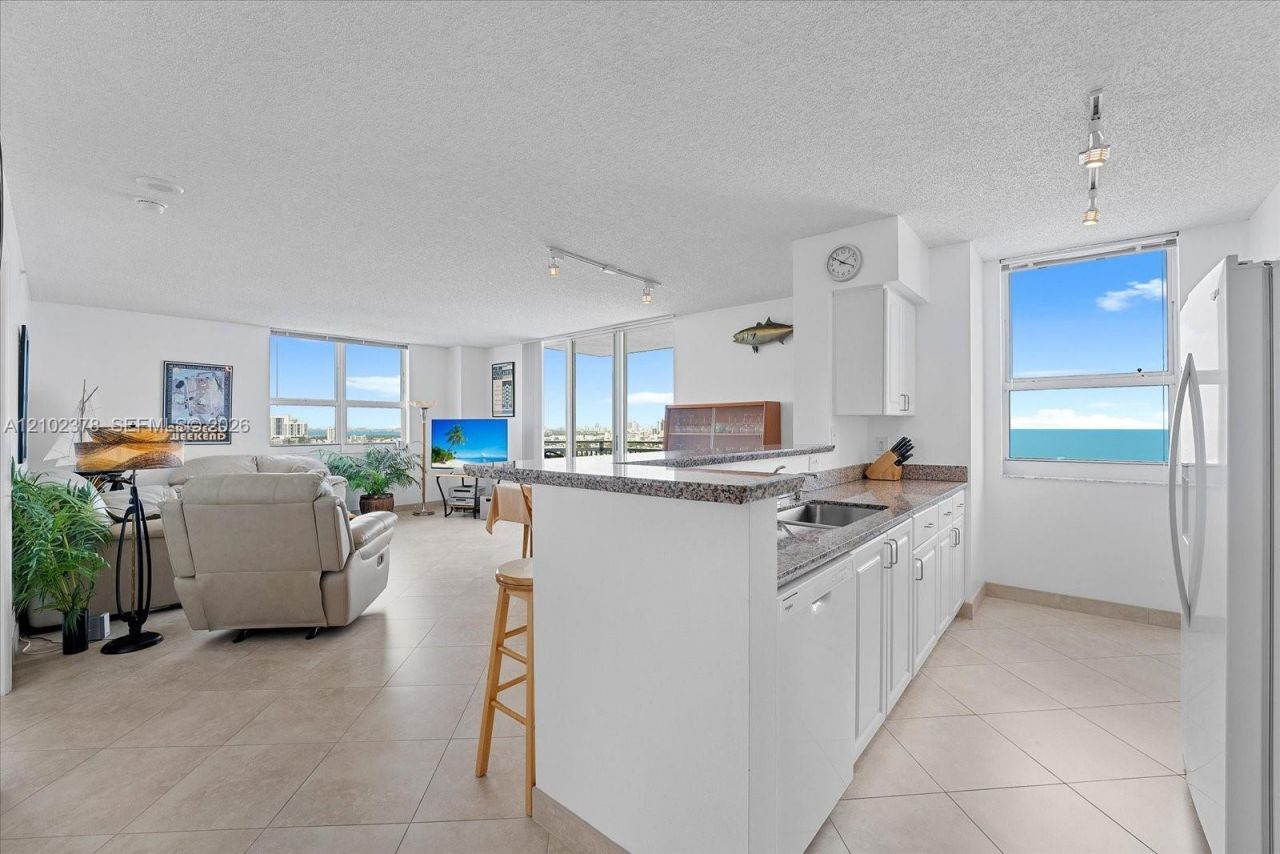 90 Alton Rd , Unit 2911, Miami Beach, FL 33139 Photo