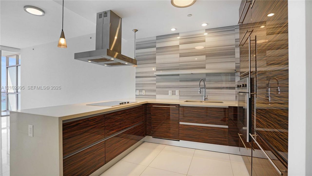 1100 Biscayne Blvd, Unit 5202, Miami, FL 33132 Photo