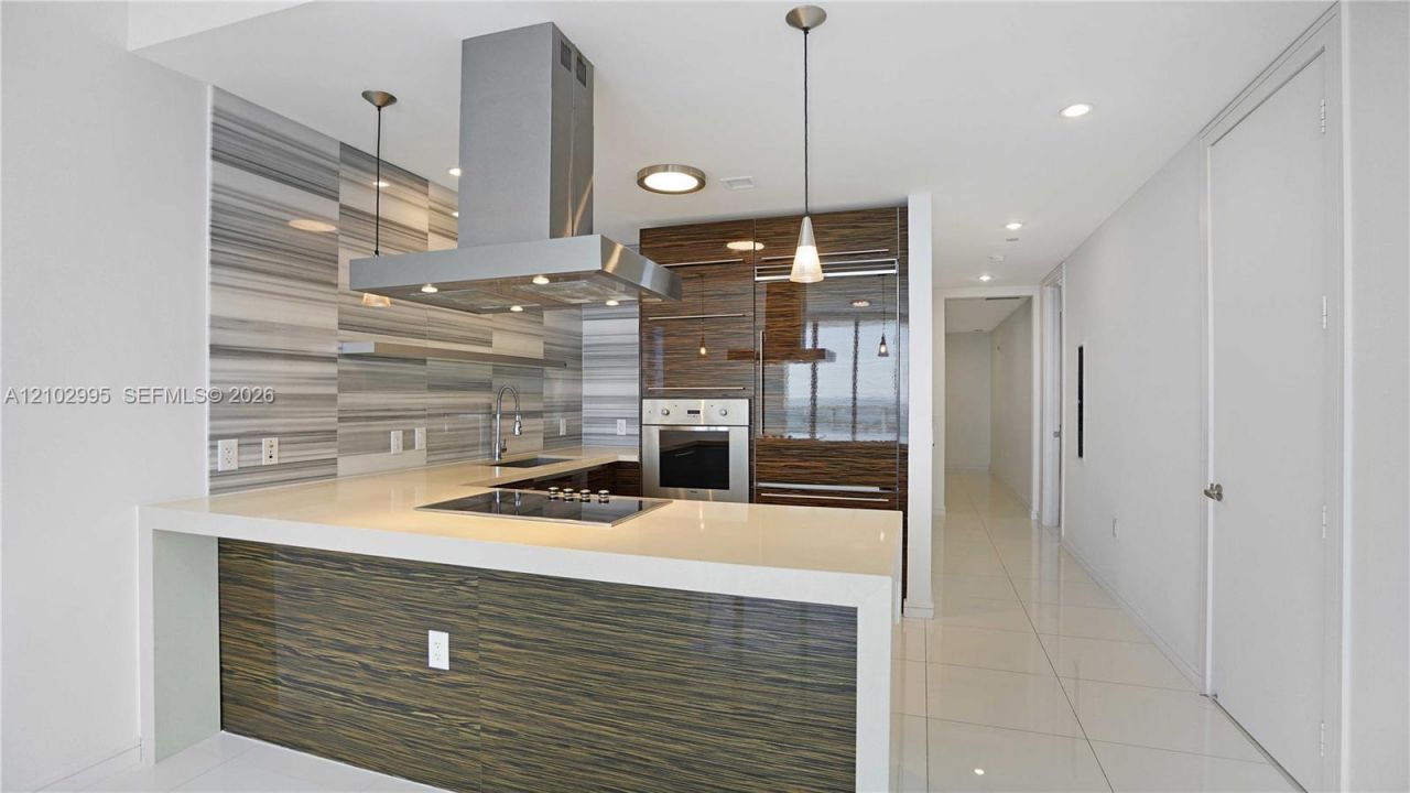 1100 Biscayne Blvd, Unit 5202, Miami, FL 33132 Photo