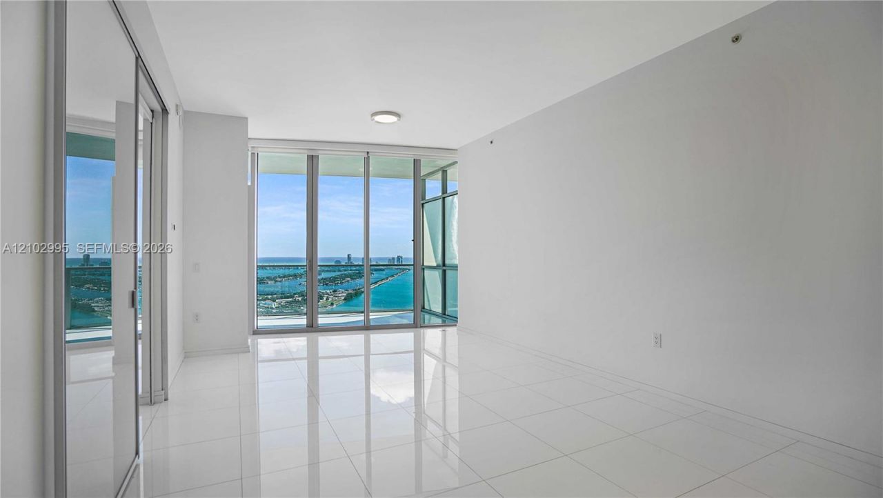 1100 Biscayne Blvd, Unit 5202, Miami, FL 33132 Photo
