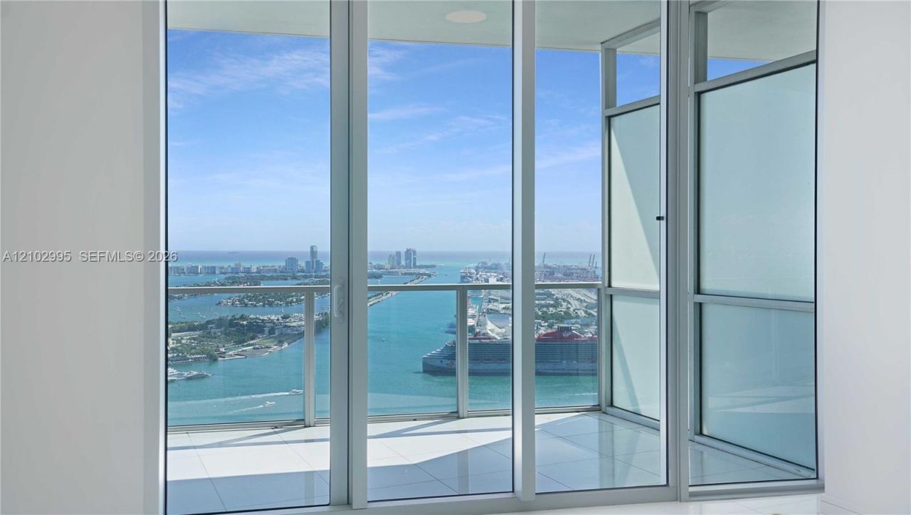 1100 Biscayne Blvd, Unit 5202, Miami, FL 33132 Photo