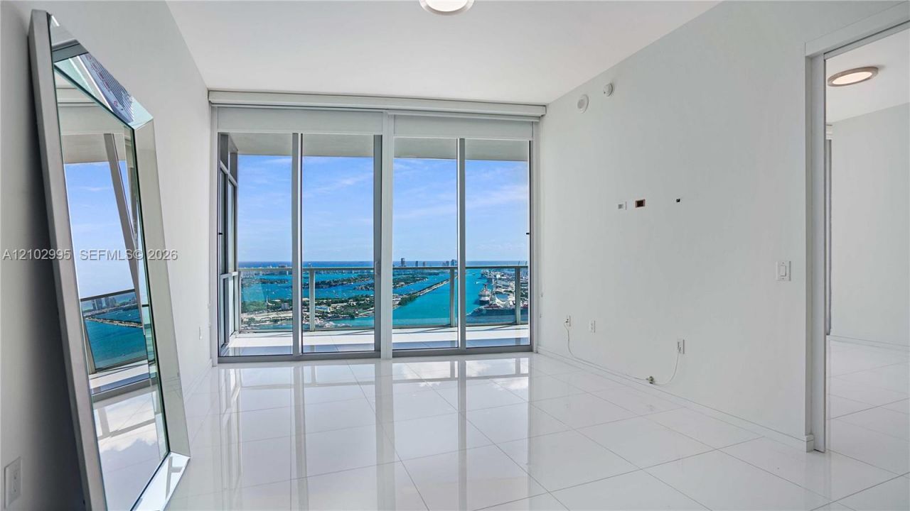 1100 Biscayne Blvd, Unit 5202, Miami, FL 33132 Photo