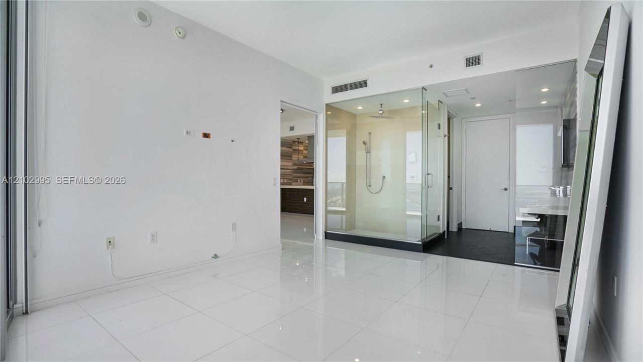 1100 Biscayne Blvd, Unit 5202, Miami, FL 33132 Photo