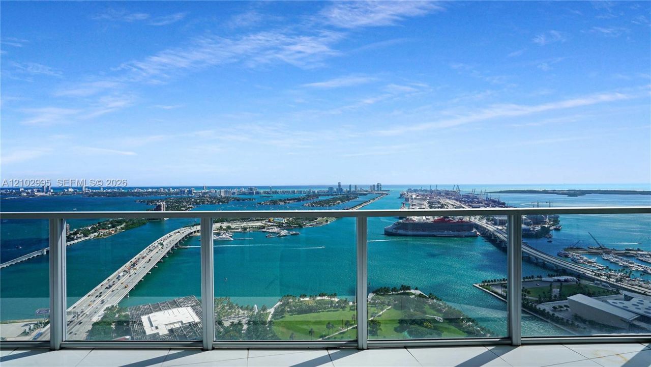 1100 Biscayne Blvd, Unit 5202, Miami, FL 33132 Photo