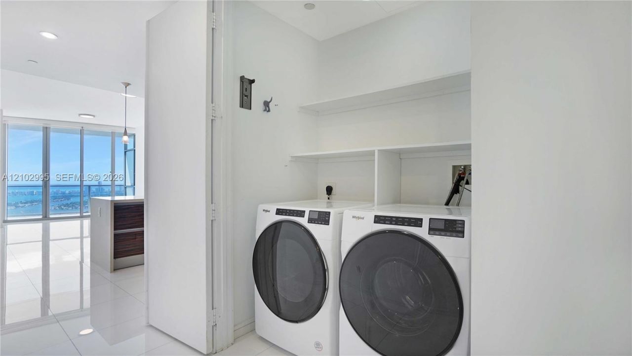 1100 Biscayne Blvd, Unit 5202, Miami, FL 33132 Photo