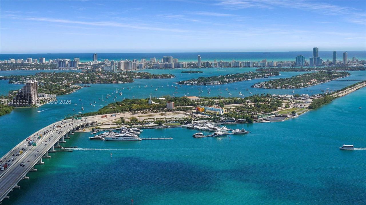 1100 Biscayne Blvd, Unit 5202, Miami, FL 33132 Photo