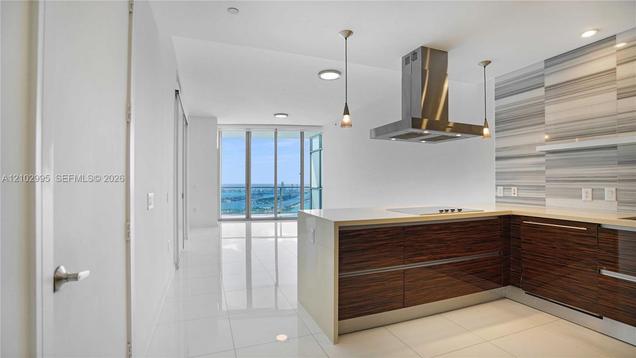1100 Biscayne Blvd, Unit 5202, Miami, FL 33132 Photo