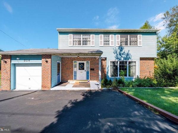 814 CALEDONIA STREET, PHILADELPHIA, PA 19128