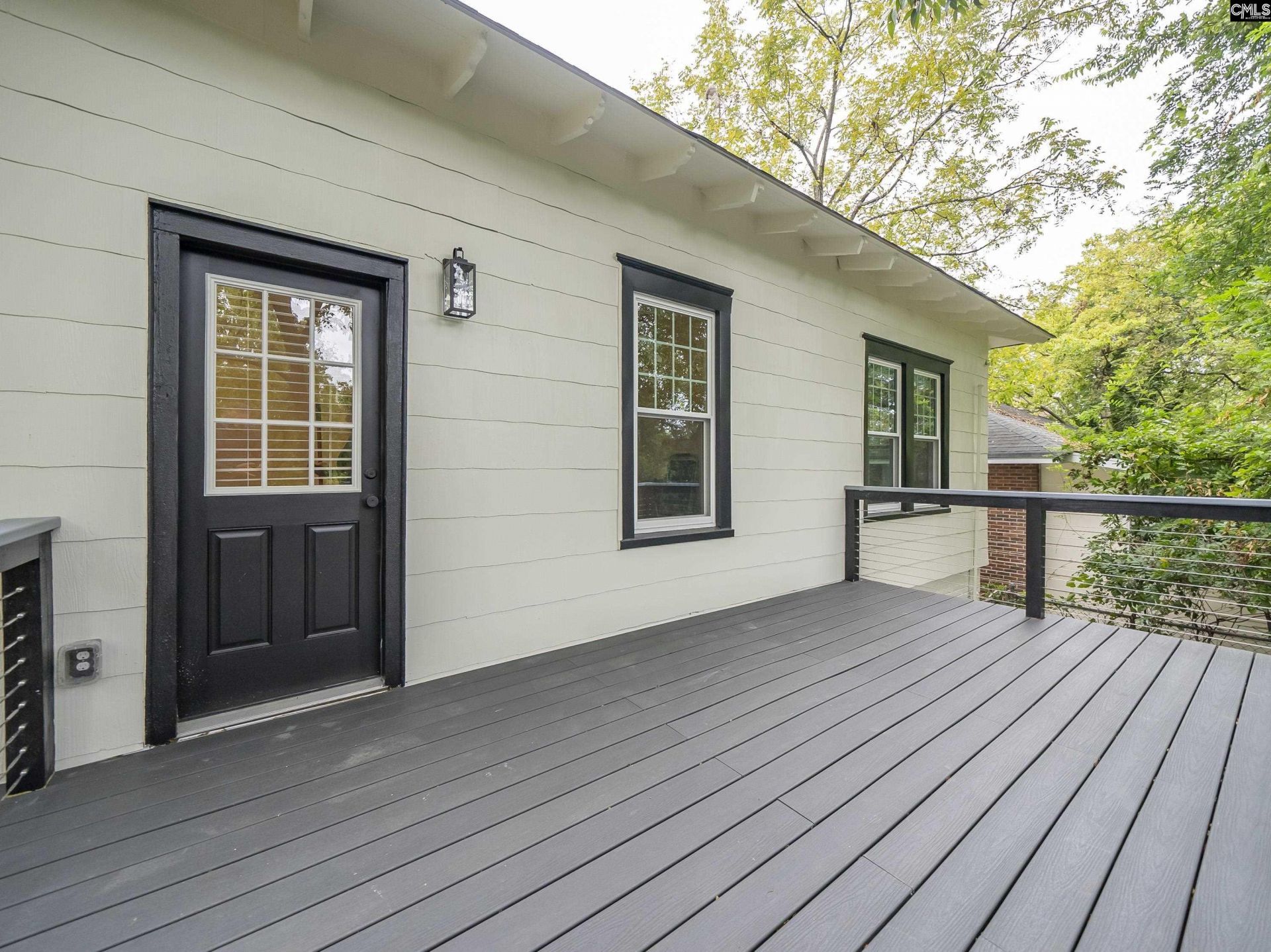 2211 Lee Street Photo 42
