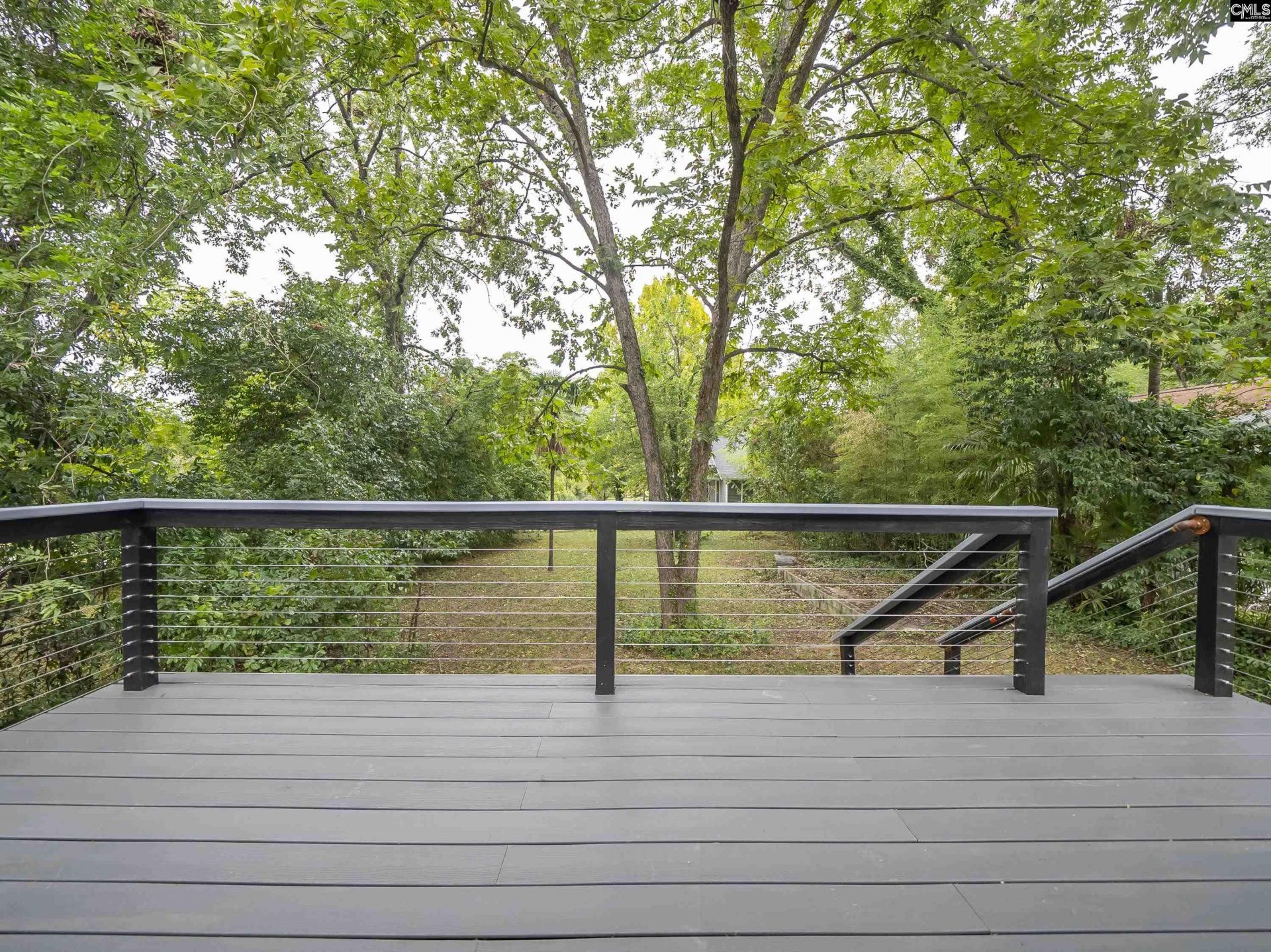 2211 Lee Street Photo 46