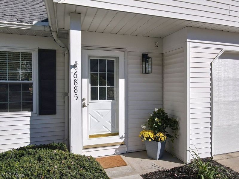 6885 Chaffee Court, Brecksville, OH 44141 Photo 2