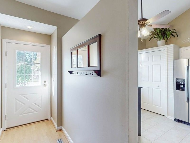 6885 Chaffee Court, Brecksville, OH 44141 Photo 4