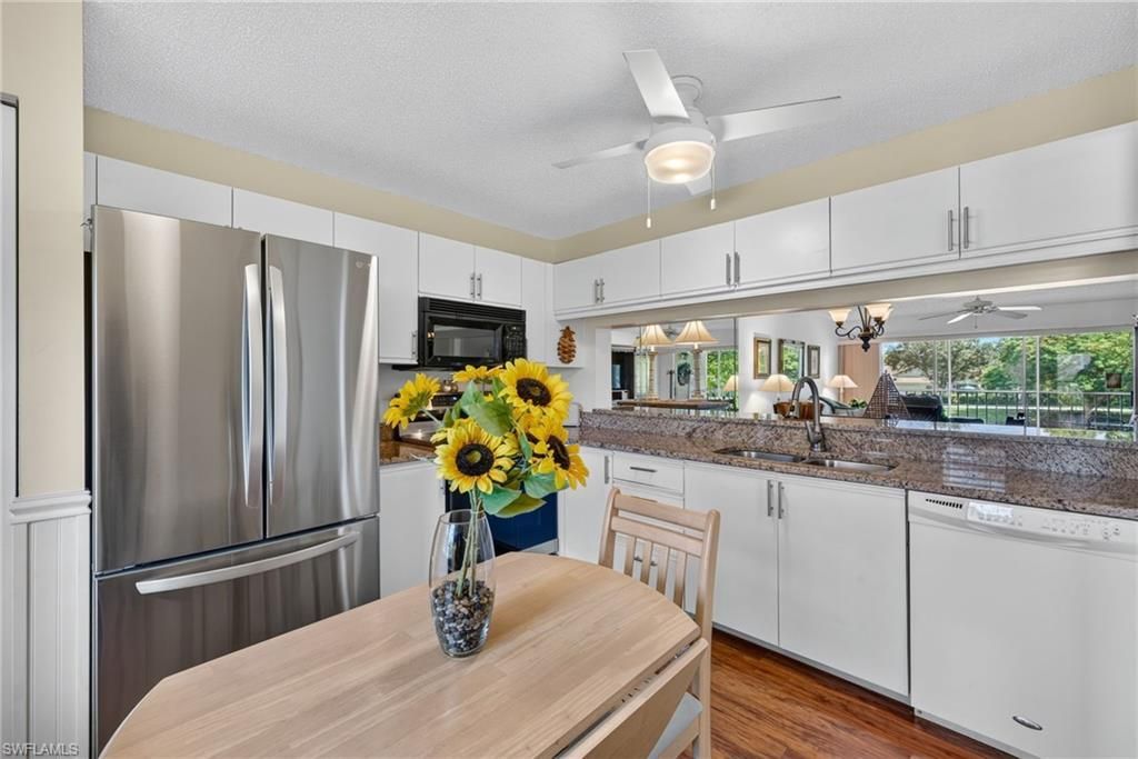 6945 Dennis Cir , Unit 203, Naples, FL 34104 Photo