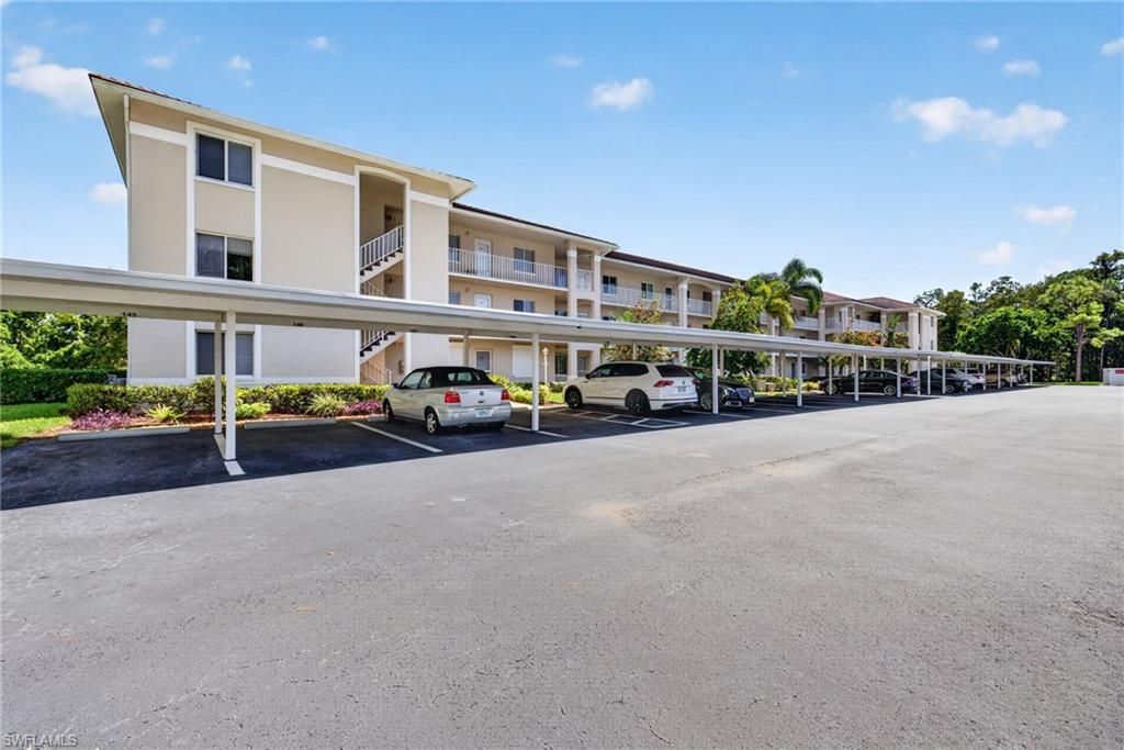 6945 Dennis Cir , Unit 203, Naples, FL 34104 Photo