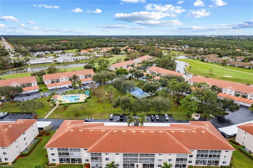 6945 Dennis Cir , Unit 203, Naples, FL 34104 Photo