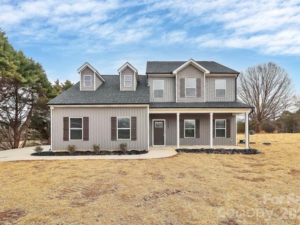 4060 Eagle Chase Drive, Charlotte, NC 28216
