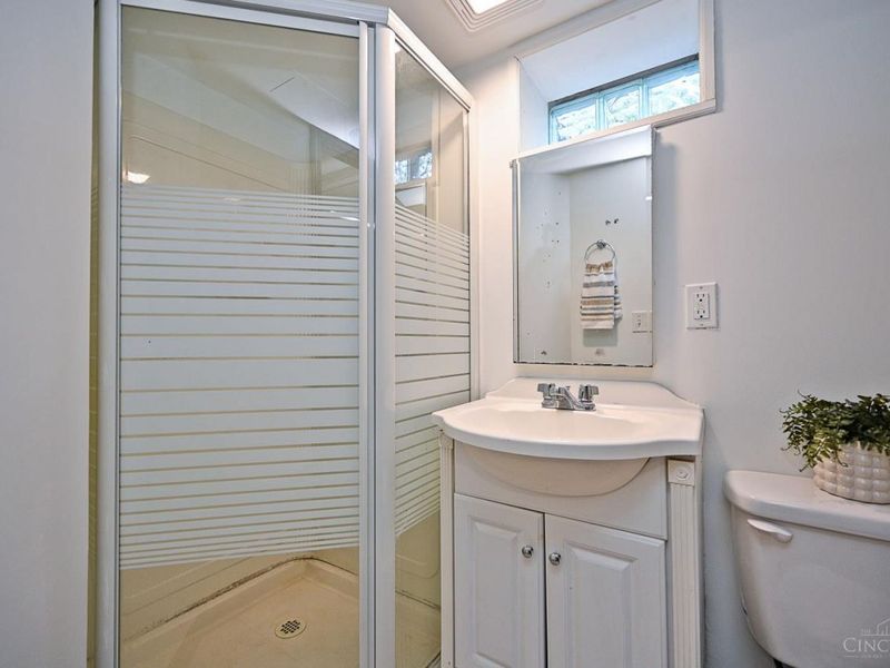 1103 Sunnyslope Drive, Cincinnati, OH 45229 Photo 35