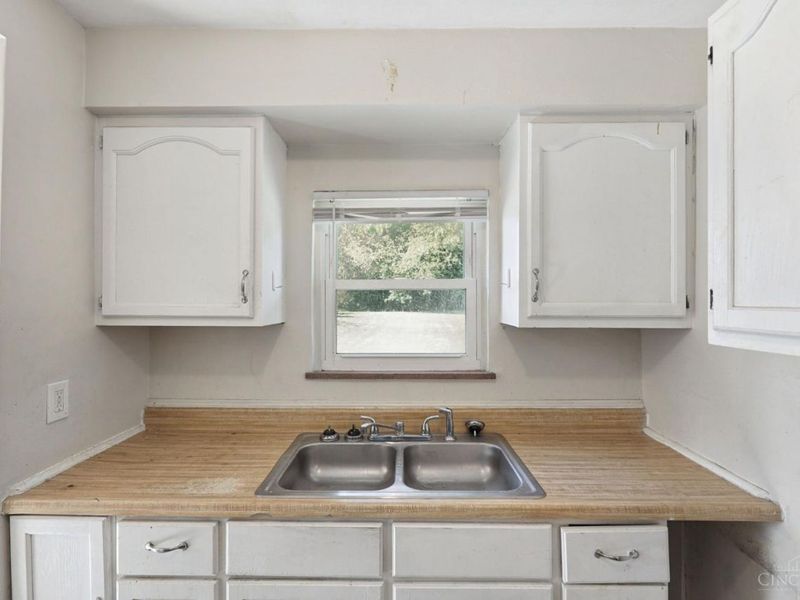 579 Greenwell Avenue, Delhi Township, OH 45238 Photo 11