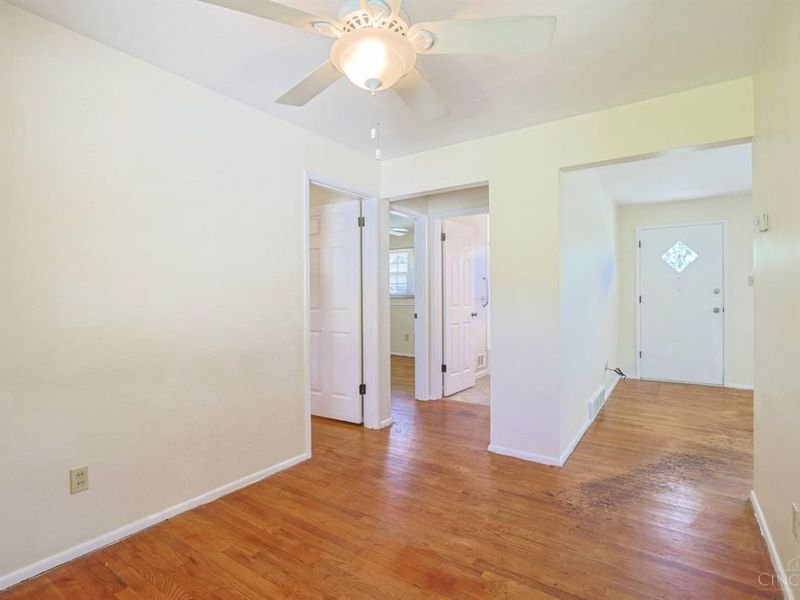 4290 Selby Court, Cheviot, OH 45211 Photo 9