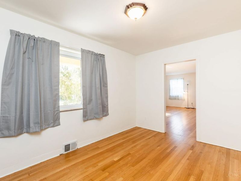 2634 Mount Airy Avenue, Cincinnati, OH 45239 Photo 9