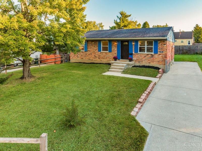 3754 Chickadee Court, Fairfax, OH 45227 Photo 1