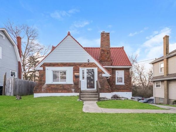 2742 Montana Avenue, Cincinnati, OH 45211