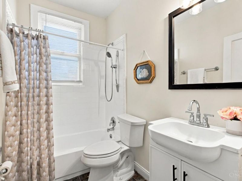 5664 Colerain Avenue, Cincinnati, OH 45239 Photo 23