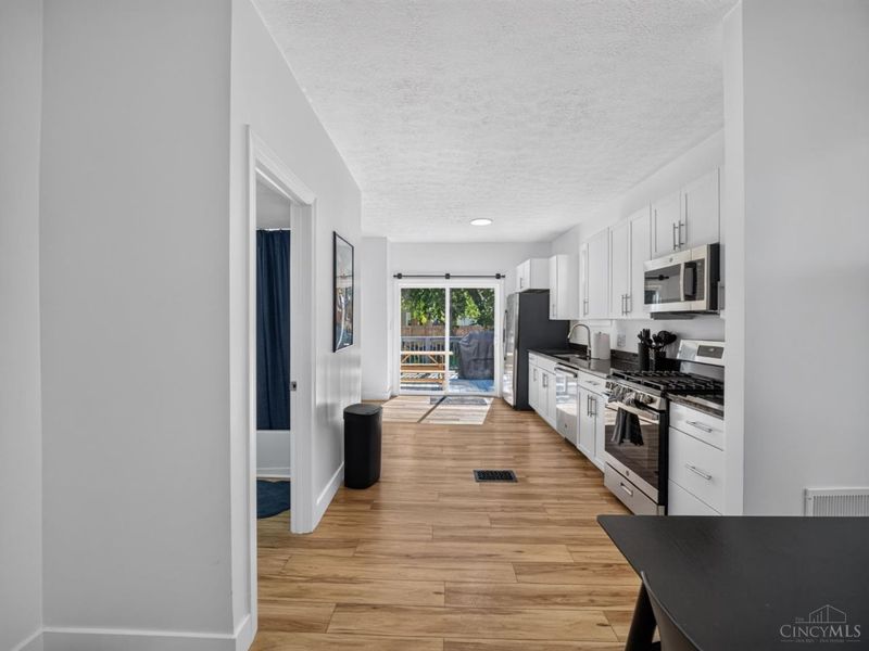 3437 Cardiff Avenue, Cincinnati, OH 45209 Photo 6