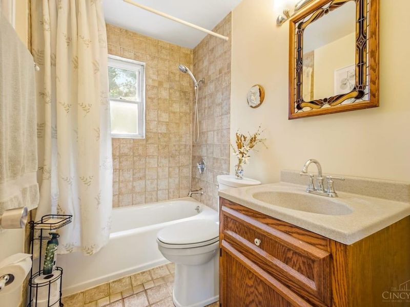 7909 Dee Street, Madeira, OH 45243 Photo 17