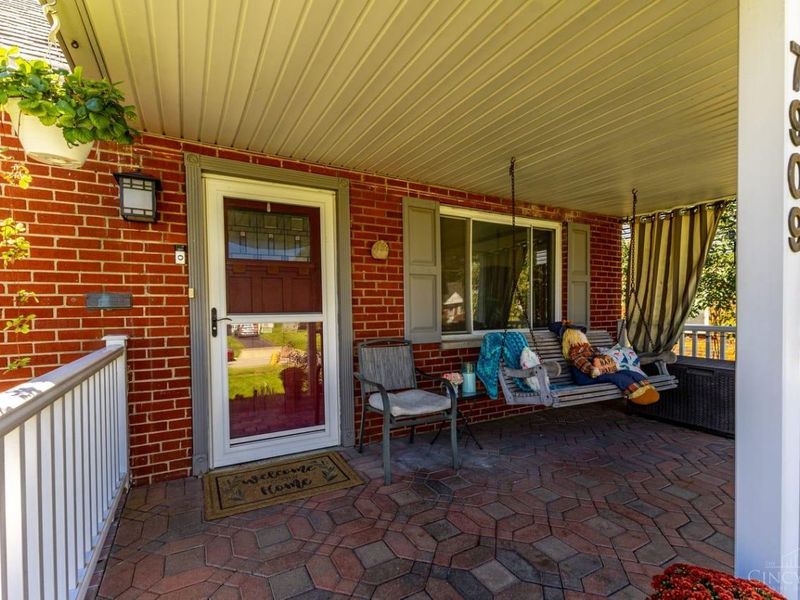 7909 Dee Street, Madeira, OH 45243 Photo 4