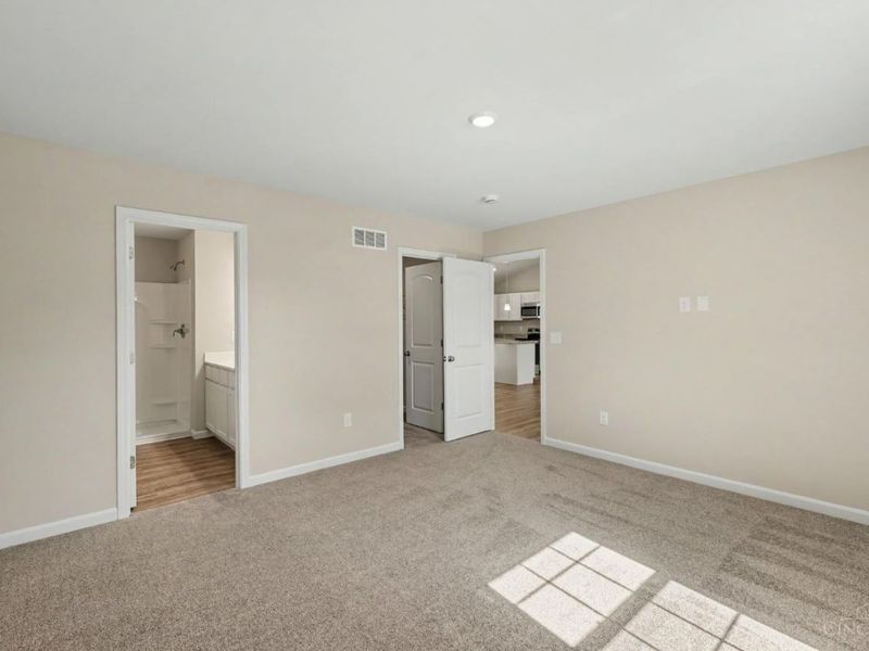 490 Shannon Lane, Union Township, OH 45255 Photo 15