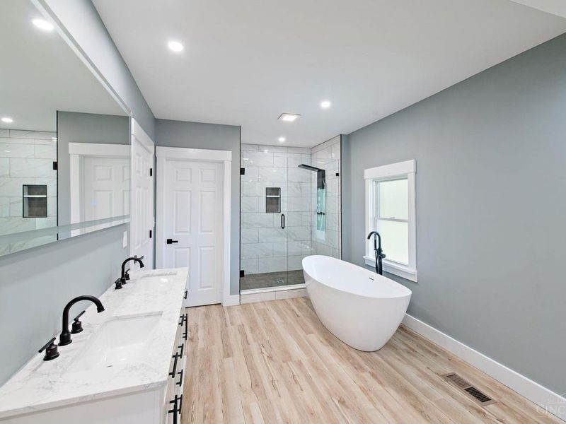 3947 Warwick Avenue, Cincinnati, OH 45229 Photo 24