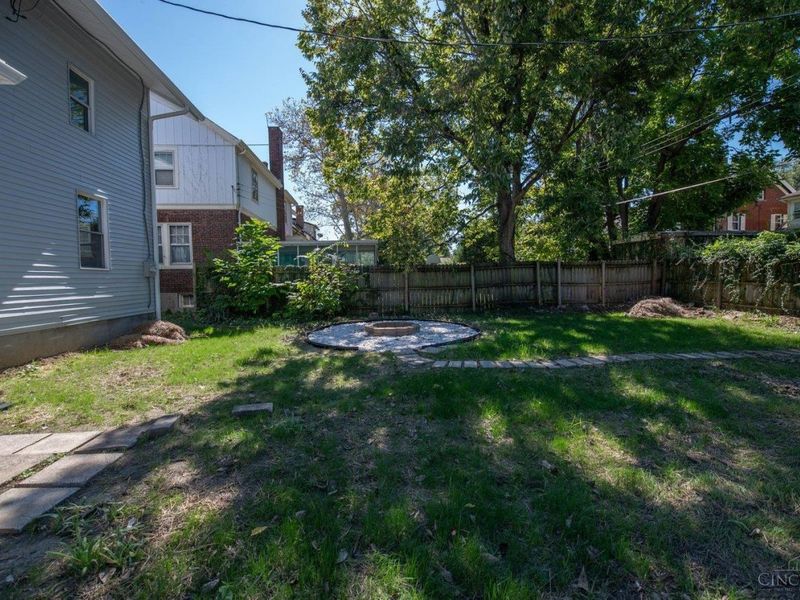 3947 Warwick Avenue, Cincinnati, OH 45229 Photo 31