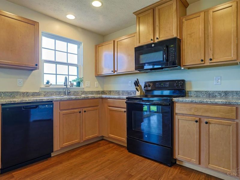 9408 Morris Drive, Harrison, OH 45030 Photo 12