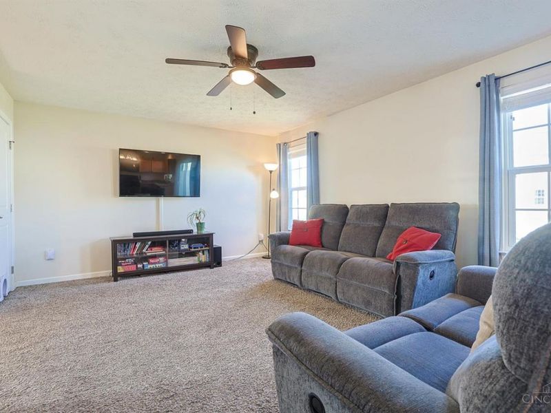 9408 Morris Drive, Harrison, OH 45030 Photo 6